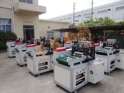 利瀚全自動(dòng)絨布手套機(jī) 高效生產(chǎn)，現(xiàn)機(jī)供應(yīng)